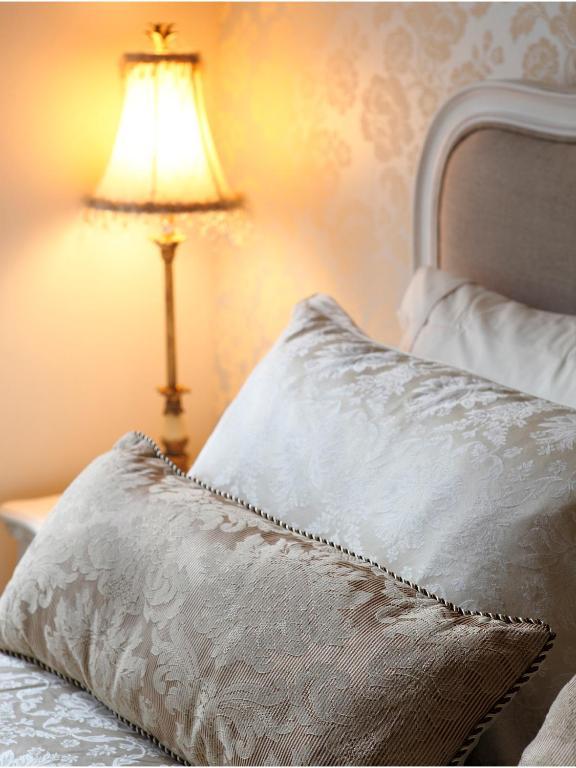 The Broad Leys Bed and Breakfast Aylesbury  Rum bild