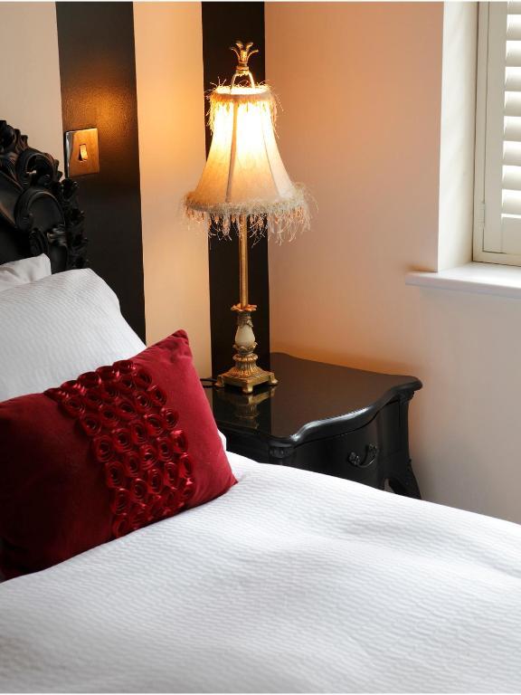 The Broad Leys Bed and Breakfast Aylesbury  Rum bild